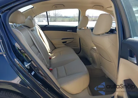 2011 Honda Accord 2.4 Se z USA, uszkodzony, nr VIN 1HGCP2F66BA133375